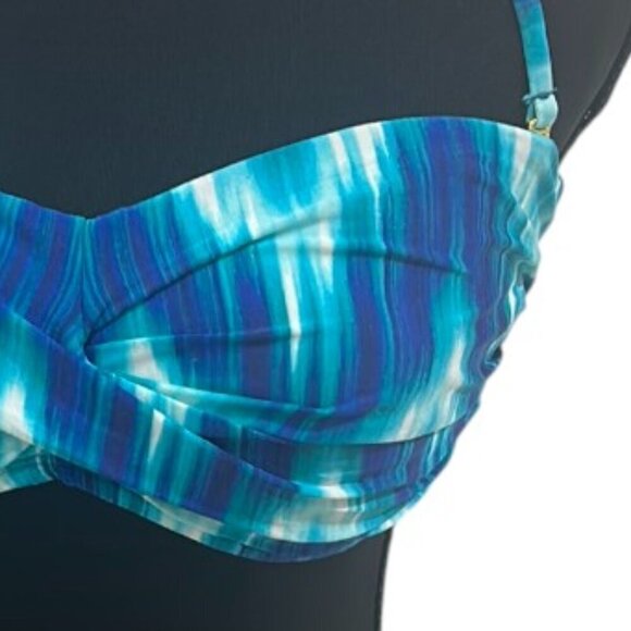 La Blanca Twist Front Bikini Top Small Blue White Convertible Halter Swim - Picture 4 of 12